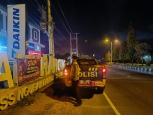 *Polsek Denpasar Selatan Gelar Blue Light Patrol Subuh Antisipasi Balap Liar*